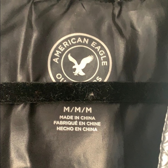 American Eagle silver puffer with soft plush hood - Picture 4 of 11